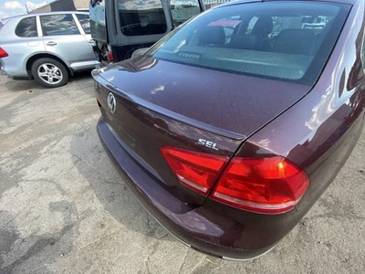 Used Deck Lid fits: 2012 Volkswagen Passat Sdn w/o rear view camera Grade A Foto 1 de 4