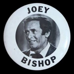 Vintage Joey Bishop Spilla Rat Pack Comico Stasera Spettacolo Sit Com - Foto 1 di 3