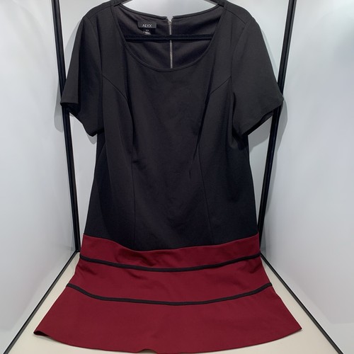 Abito da carriera ALYX taglia 16W nero rosso manica corta scollo a scoop