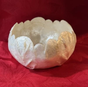 NEW Capiz Shell Bowl Vintage Ten Thousand Villages Made In Philippines 3x5” - Picture 1 of 5