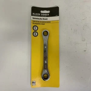 Klein Tools 68202 Ratcheting Box Wrench 1/2 in. x 9/16 in. 12-Point - Picture 1 of 5
