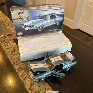 Diecast 1/18 GMP 1967 GT500 Mustang Brittany Blue / White Stripes  - Bild 1 von 10