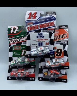5 Car NASCAR Authentics 2021 Wave 9 1:64 - Image 1 of 4