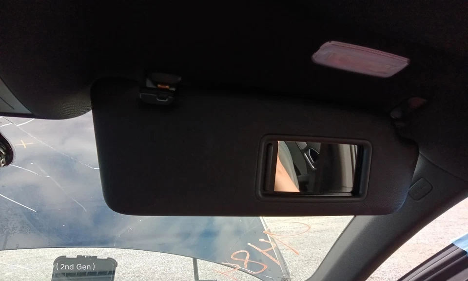 Passenger Right Sun Visor Fits 15-23 AUDI Q3 722105 - Imagem 1 de 1