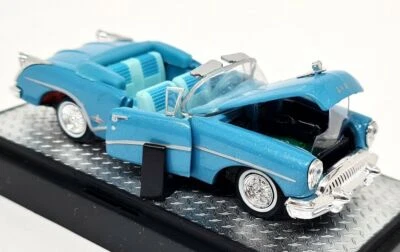 M2Machines 1/64 - Buick Skylark 1954 Turquoise Diecast Scale Model Car - Image 1 of 4