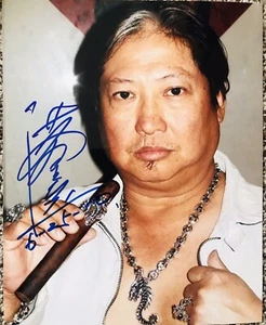 Sammo Hung signed 8x10 photo - In Person Proof. Ip Man, Project A, Lucky Star - Picture 1 of 5