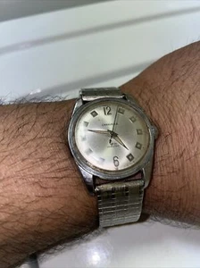 Vintage CARAVELLE N3 Silver Tone Wind-up  Men's Watch Working condition and keep - Picture 1 of 9