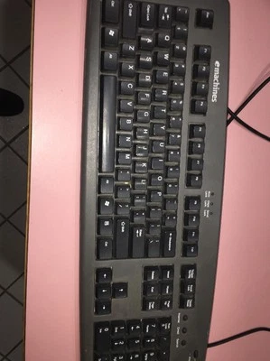 eMachines KB-9908 Wired Keyboard Black (PS/2 Keyboard) - Image 1 of 2