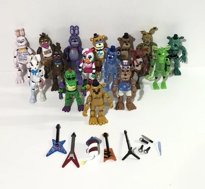 Экшн-фигурки FUNKO Five Nights at Freddy's FNAF 5 дюймов лот из 16 некоторых аксессуаров - Изображение 1 из 4