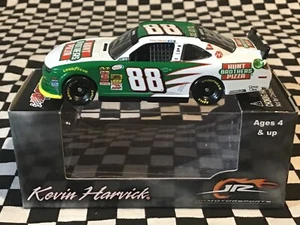 Kevin Harvick #88 Hunt Bros. Pizza 2015 Chevy Camaro 1/64 NASCAR Cup Die-cast - Picture 1 of 1