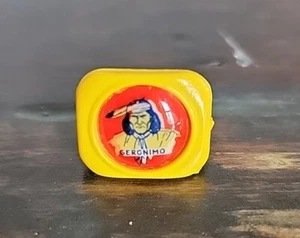 1950's Nabisco Geronimo native plastic yellow vintage toys Kids Scout Ring - Picture 1 of 6