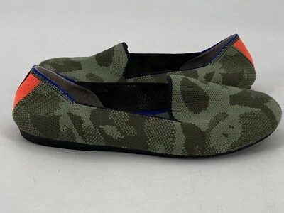 Mocassim Rothy's tamanho 3 juvenil oliva camuflagem têxtil The Kids casual sapato liso - Imagem 1 de 4