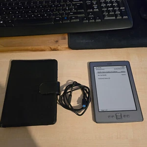 Amazon Kindle 4th Generation D01100 Wi-Fi 6 Inch E-Book Reader - Picture 1 of 5