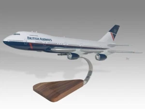 Boeing 747-200 British Airways aereo da scrivania in legno nuovo modello grande scala 1/150 - Foto 1 di 13