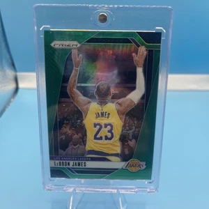 2024 25 LeBron James Green Prism Chalk Dust - Bild 1 von 2