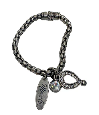 Pulsera Chico's Miracle Gruesa Tono Plata 2011 Cierre Imán 7.5 pulgadas Foto 1 de 4