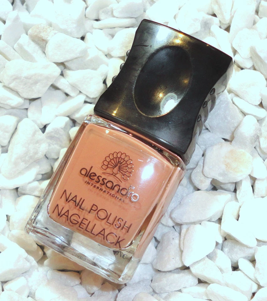 Alessandro Nagellack Farbe 77-120 Toffee Nut 10ml Nagelstudio Braun Herbst Nude - Bild 1 von 1