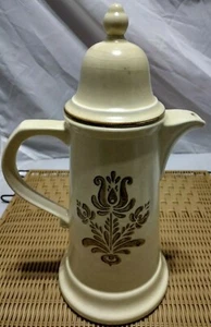 Cafetera alta con tapa Pfaltzgraff Village - Imagen 1 de 8