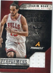 2013-14 PANINI PINNACLE JERSEY RELIC BULLS PERFORMERS JOAKIM NOAH 