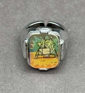 Vintage Apollo 11 Adler ist gelandet Mond Vari-Vue Kunststoff Flacker Ring Preis schön - Bild 1 von 6