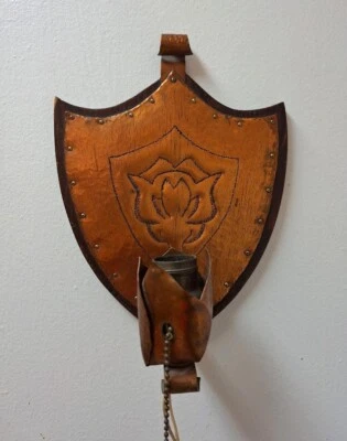 Aplique de pared estilo artesanal de cobre hecho a mano C.1920 Foto 1 de 4