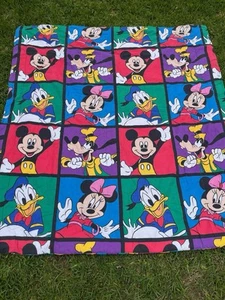 Vintage Disney Comforter Mickey Donald Goofy Reversible Color Block 90s - Picture 1 of 7