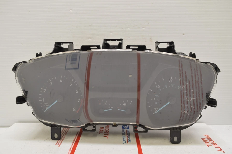 Cuadro de instrumentos velocímetro Ford Transit-150 2017 2018 143 k millas JJ6 006 Foto 1 de 4