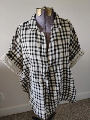 Camisa popover feminina Madewell preta off white xadrez bolinhas caimento quadrado gola V G - Imagem 1 de 4