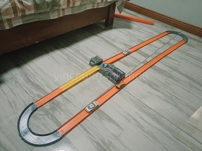 Hot Wheels Compatible 180° Curve Track Accelerator Usable (Single price) - Image 1 of 4