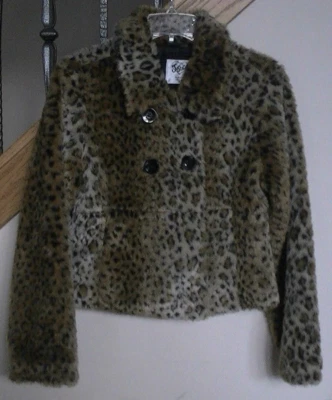 Chaqueta de piel sintética de leopardo Justice talla 16 Foto 1 de 4