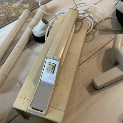 Oreck XL BB280-D Compact Handheld Canister Vacuum w/attachments - Image 1 of 4