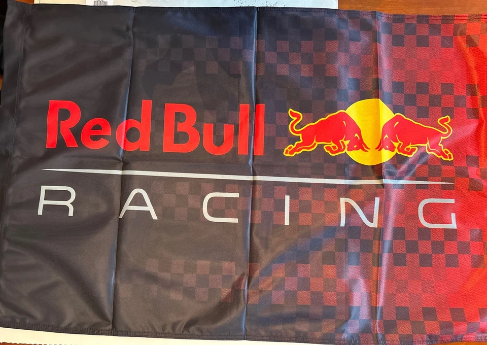 Blowout Official Formula One Red Bull Auto Racing flag Large nylon - Image 1 of 4