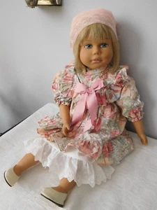 53 cm große,bildschöne, blonde Sigikid Puppe , geliebt und wenig bespielt - Bild 1 von 13