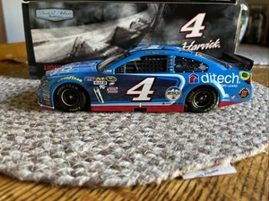 Kevin Harvick Ditech Home Loans 1/24 Action 2016 #4 Chevrolet SS - Picture 1 of 6