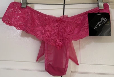 Bragas Frederick’s Of Hollywood Tanga Grande Seducción Encaje Rosa con Lazo Trasero Foto 1 de 4