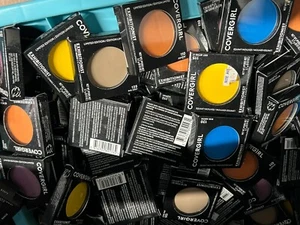 Covergirl Exhibitionist Velvet Mono Eye Shadow-100pc Lot - Picture 1 of 7