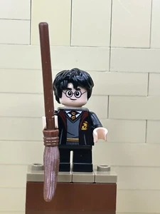 LEGO Harry Potter Minifigure hp314 Chamber Of Secrets 76389 Quidditch Dumbledore - Picture 1 of 4