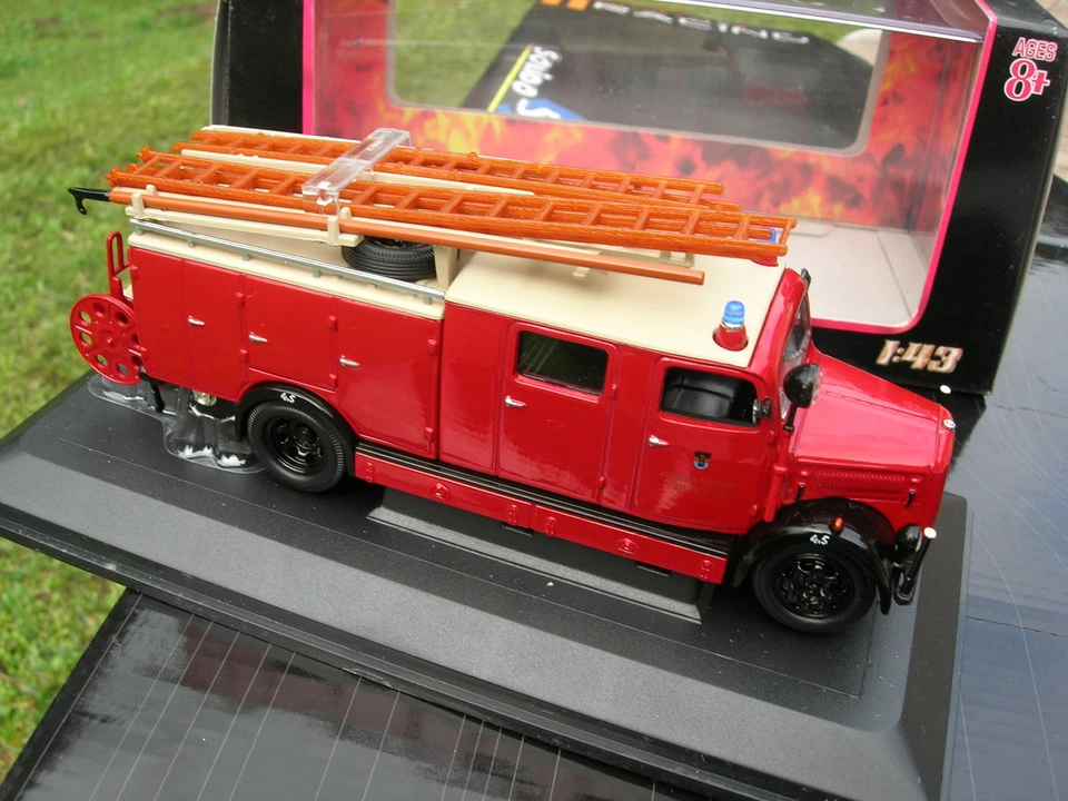 SIGNATURE 1/43 METAL POMPIER CAMION MAGIRUS DEUTZ S 3000 SLG 1941  !! - Photo 1/1