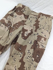 Pantalone Vintage Militare Desert Storm Mimetico Modello Chip Cioccolato Med Reg - Foto 1 di 11