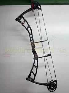 Used Bowtech Specialist ll - Right Hand - 40lbs. - 23"-32.5" - Black - Picture 1 of 4