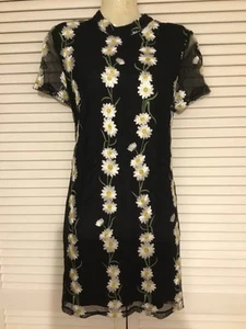 FOREVER 21 Black Mix Embroidered Floral Sheer Lined Dress Size M (12/14) - Picture 1 of 15