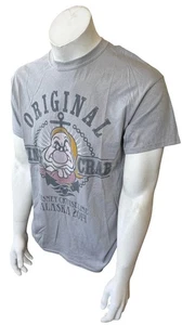 Disney Herren Grumpy Original King Crab Alaska 2014 grau Shirt Größe Medium - Bild 1 von 3
