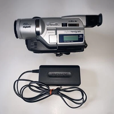 Sony DCR-TRV320 Digital8 Hi8 Video8 Handycam Watch Play Video Transfer VCR - Image 1 of 4