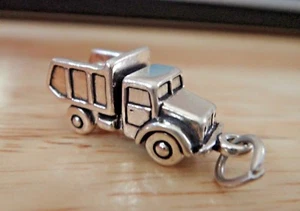 Sterling Silver 3D 23x9x10mm 4.5 gram Detailed Dump Truck Charm - Picture 1 of 7