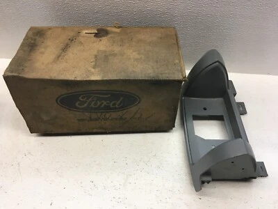 NOS 1973 1974 Ford Galaxie 500 Custom RH Front Fender Extension D4AZ-16018-C - Image 1 of 4