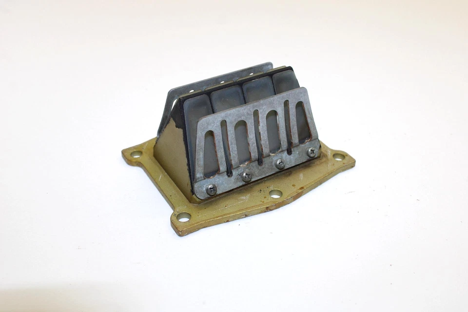 Yamaha Vmax 500 1994 OEM válvula de lengüeta de admisión 8AB-13610-00-00 Q2434 Foto 1 de 4