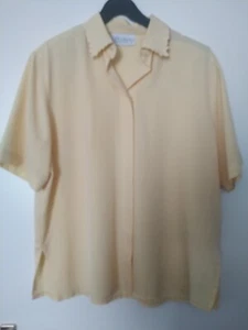 Bluse gelb bestickter Kragen 42 San Remo - Bild 1 von 4