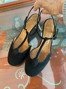 Chie Mihara Black Molow Kitten T-strap Heels Sz 37 - Picture 1 of 10