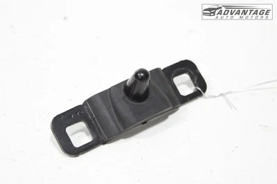 2024-2023 FORD TRANSIT CONNECT REAR RIGHT OR LEFT SLIDING DOOR WEDGE LOCATOR OEM - Image 1 of 4