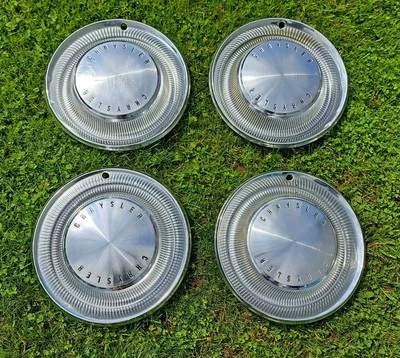 Conjunto de 4 tampas de roda calotas Chrysler Newport 15" 1974-1978 New Yorker Cordoba - Imagem 1 de 4